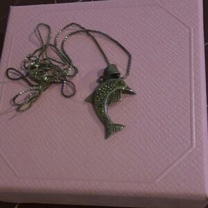 Chic Dolphin Pendant Necklace in Gold